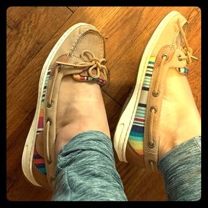Sperry sarape cloth and brown leather slip ons